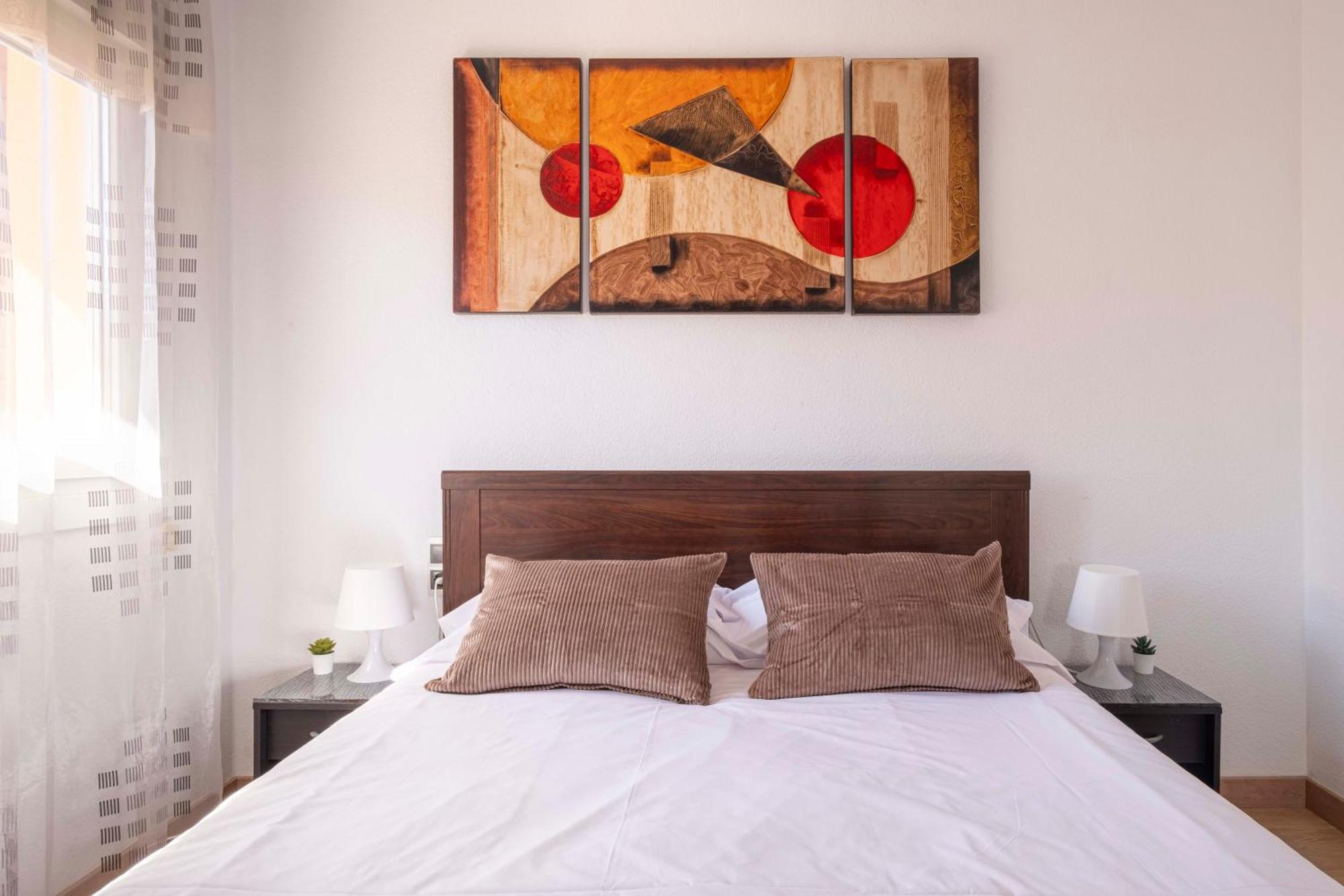 5 Min To The Sea And 15 Min To Barcelona Center Apartment