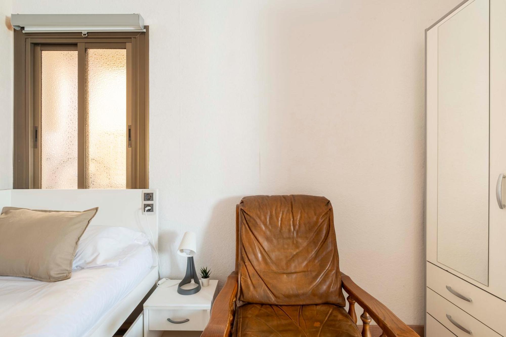Apartment 5 Min To The Sea And 15 Min To Barcelona Center Sant Adria de Besos